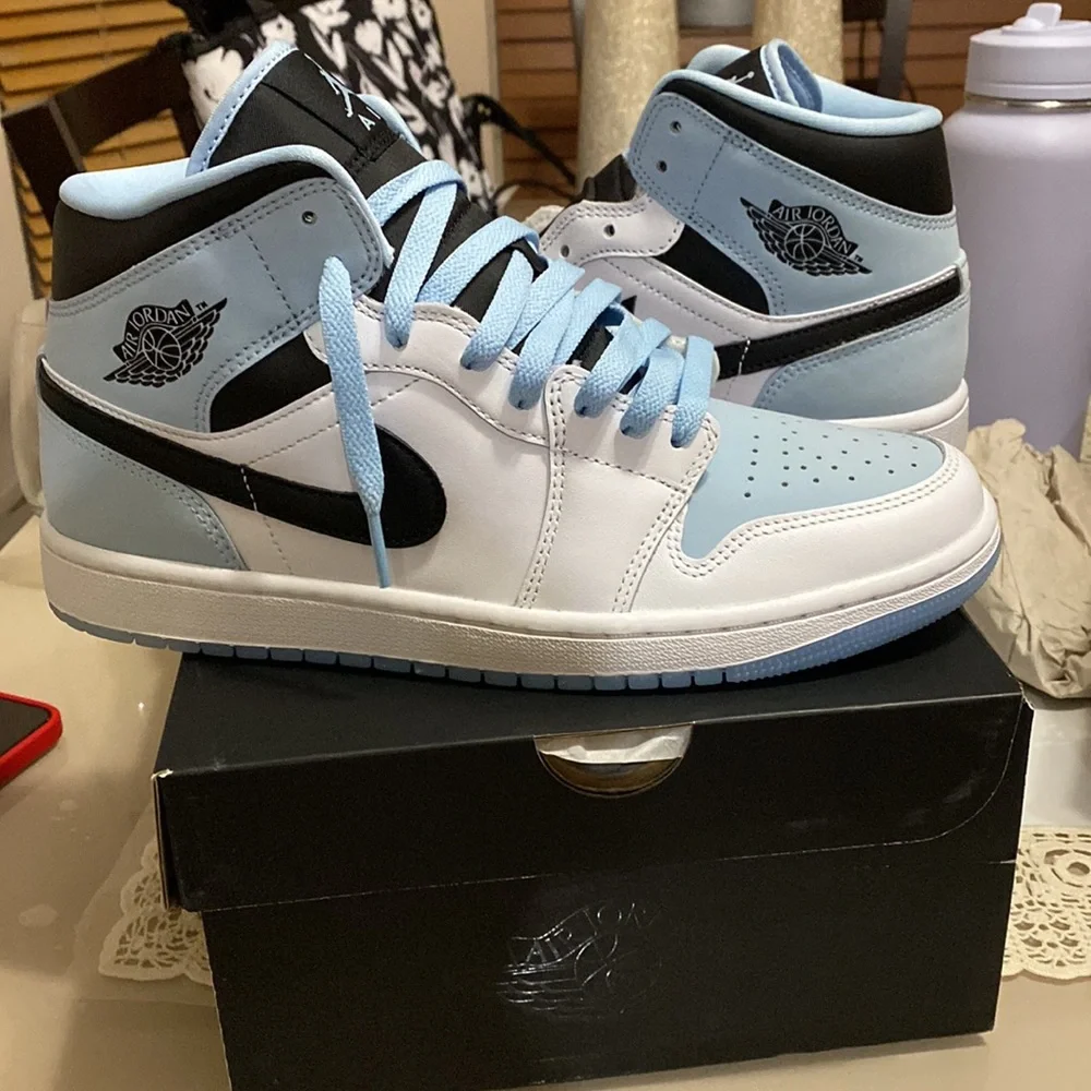 Jordan 1 - Picture 3 of 4